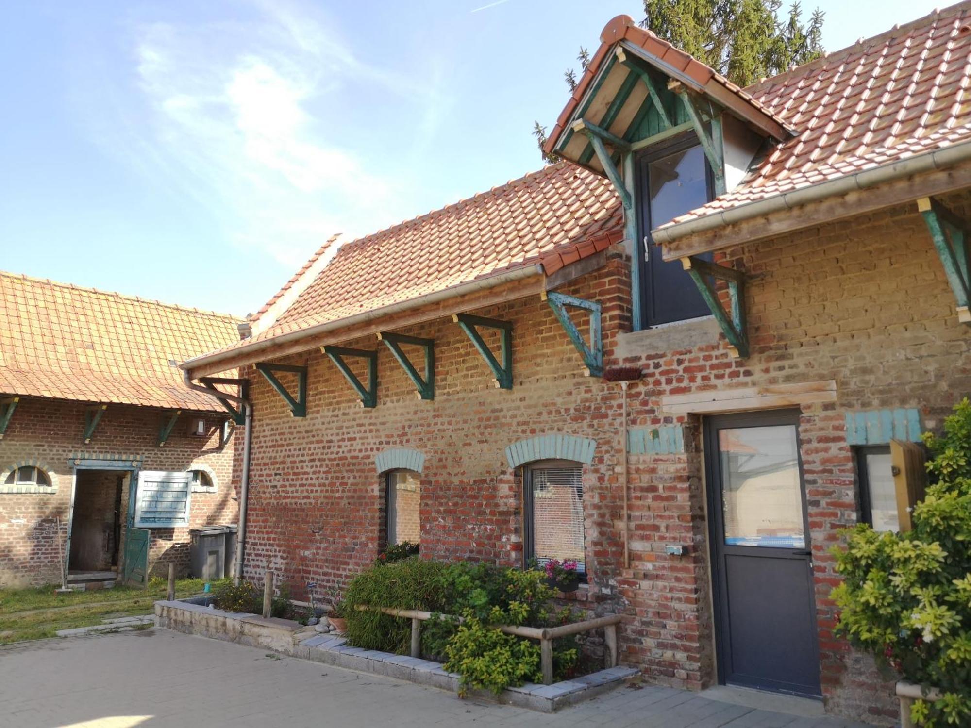 Gite De La Carnoy Ennetieres-en-Weppes Eksteriør billede